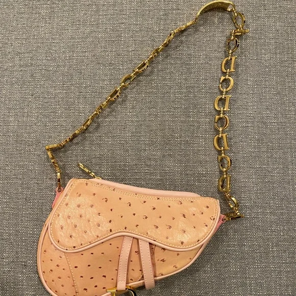 RARE Dior by Galliano Ostrich Saddle Bag in Pink - Picture 5 of 12